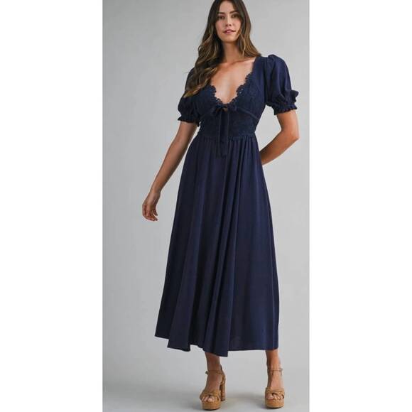 MABLE Dresses & Skirts - NEW MABLE grace lace midi dress in navy